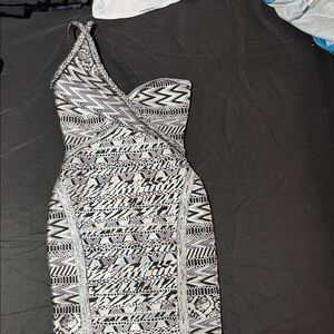 Chic One Shoulder Black and White Patterned Dress